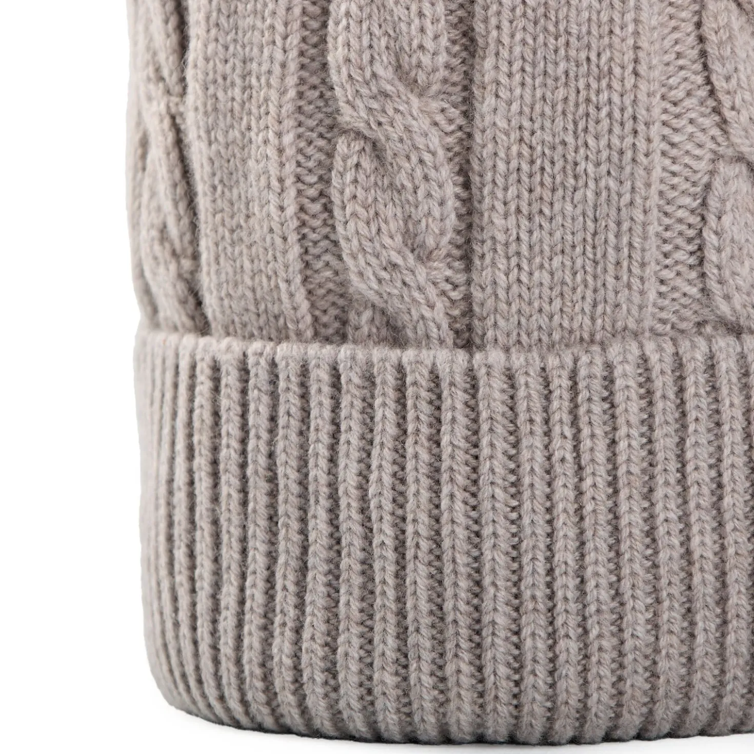 BERRETTO BEIGE A trecce in cashmere