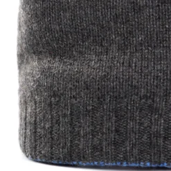 BERRETTO BICOLORE GRIGIO E AZZURRO POLVERE In cashmere