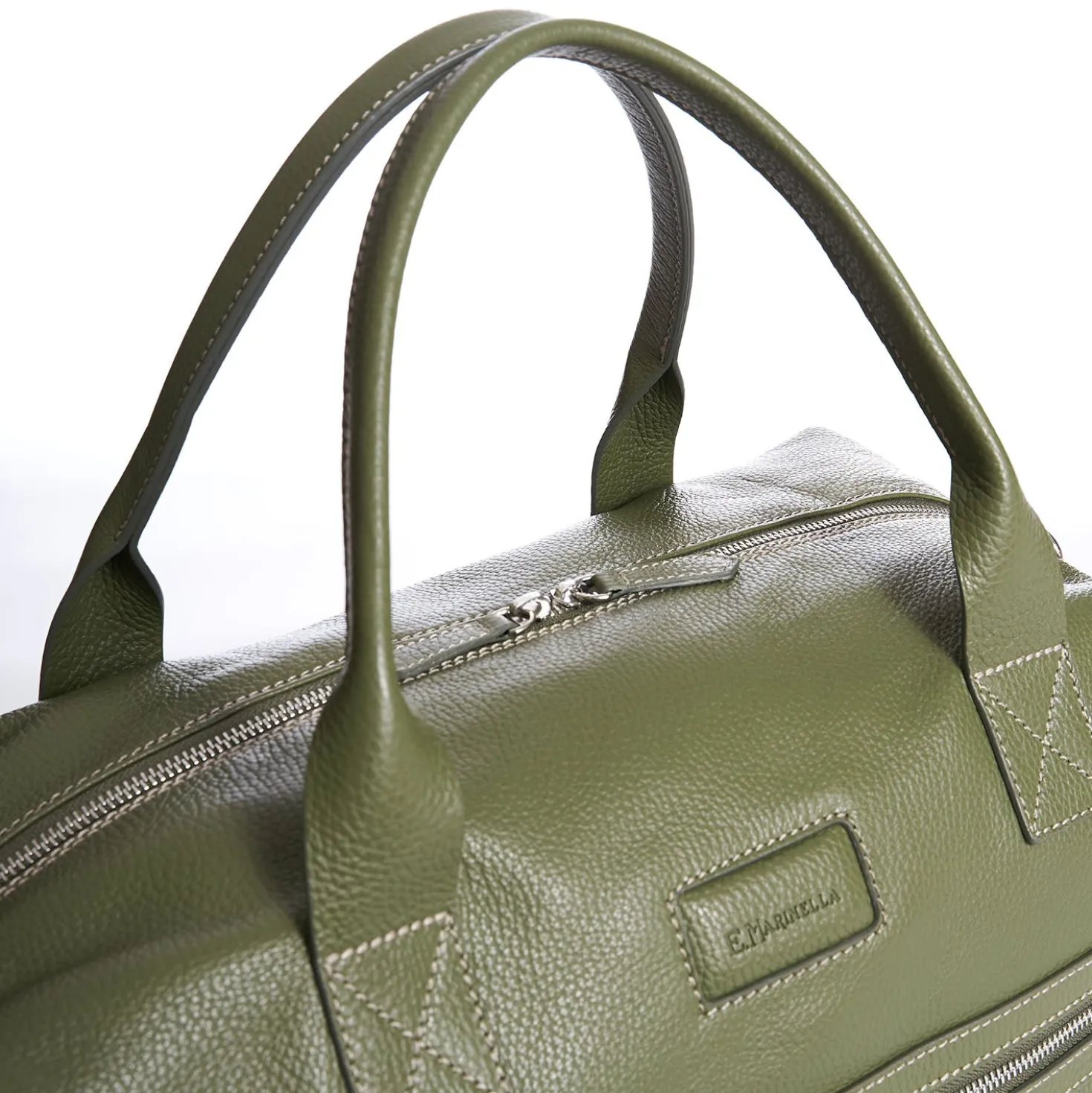 BORSA DA VIAGGIO VERDE OLIVA In pelle martellata