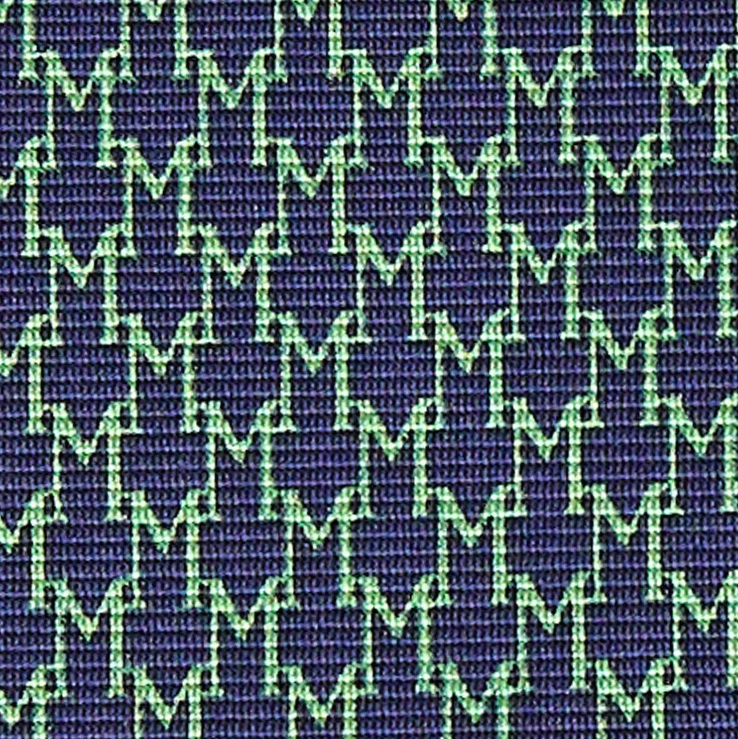 CRAVATTA CLASSICA IN SETA BLU SCURO Microfantasia m geometrica