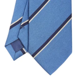 CRAVATTA REGIMENTAL IN SETA AZZURRO POLVERE Righe blu e bianche