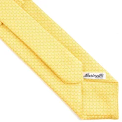 CRAVATTA SARTORIALE CLASSICA IN SETA GIALLA Microfantasia m geometrica