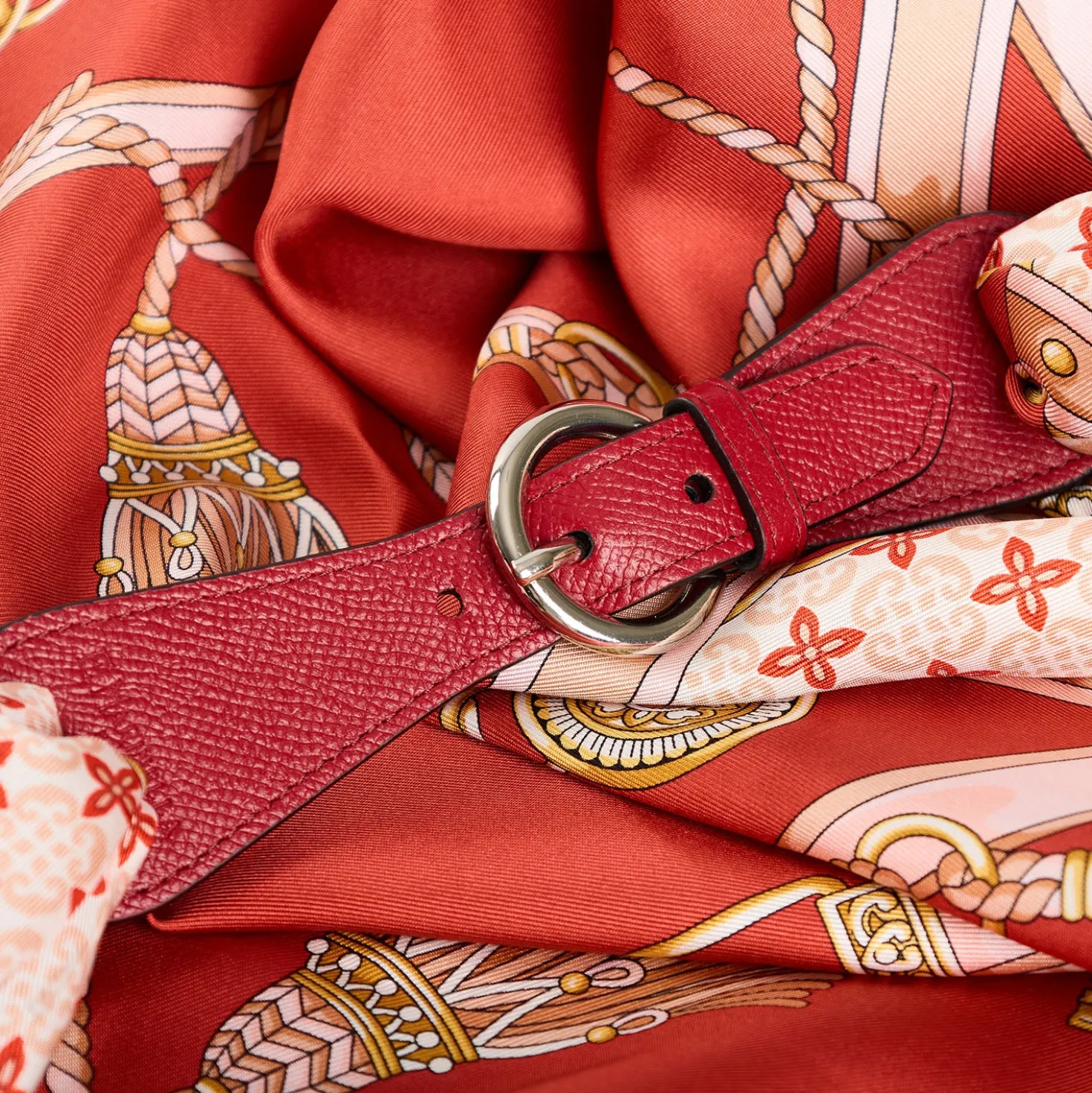 FERMAFOULARD IN PELLE BORDEAUX Con fibbia argentata