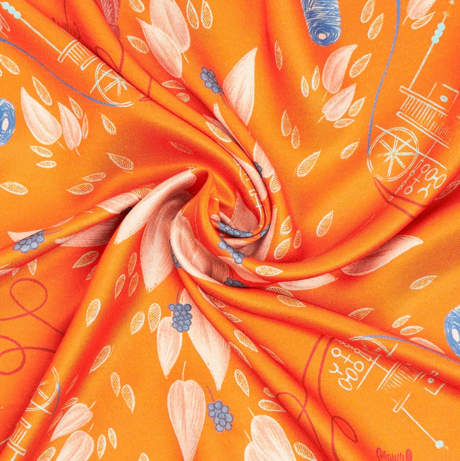 FOULARD ARANCIONE IN SETA E ORANGE FIBER Collezione orange fiber