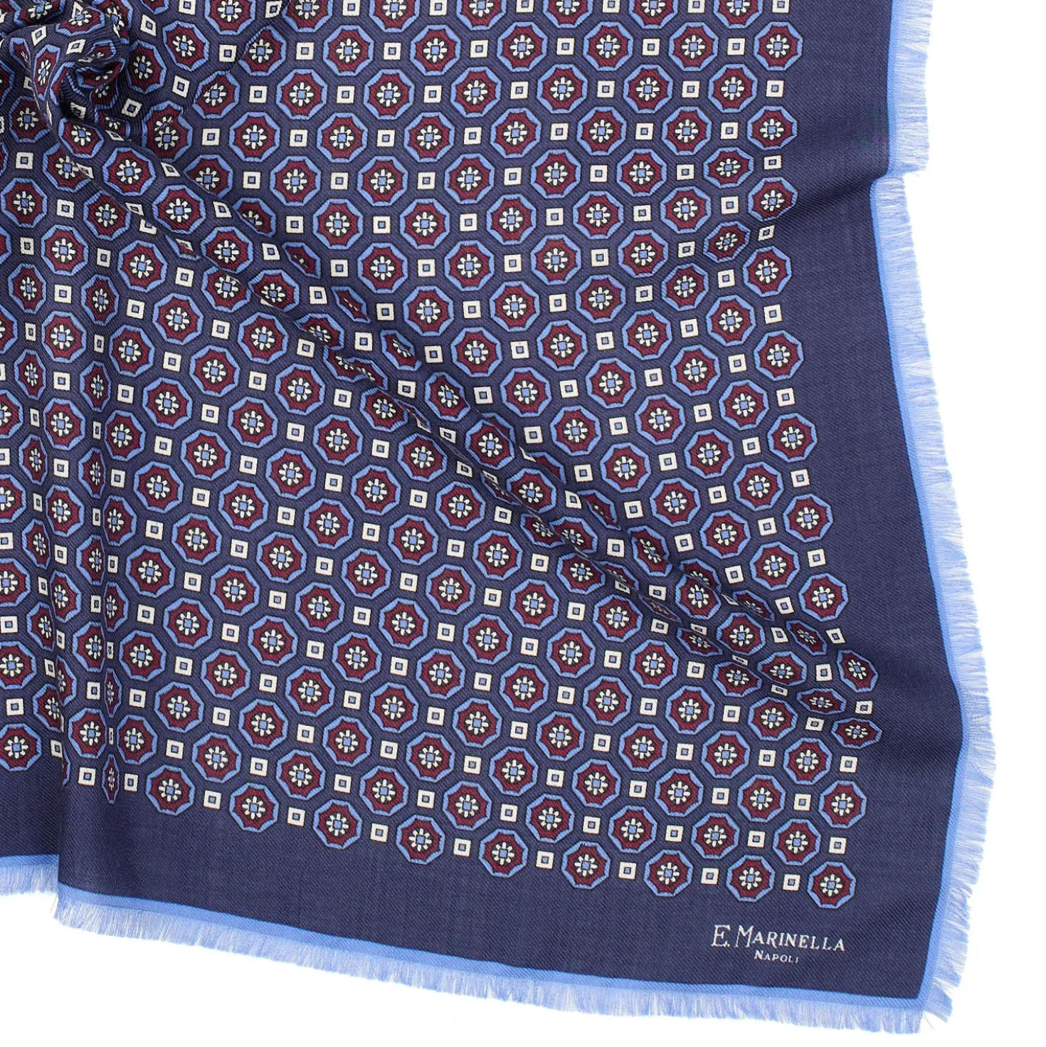 FOULARD IN LANA, CASHMERE E SETA 65 BLU SCURO Archivio inspiration 1939