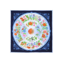 FOULARD IN SETA 90 AZZURRO La ruota delle stagioni