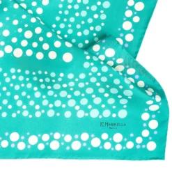 FOULARD IN SETA 65 VERDE CHIARO Eleganza a pois