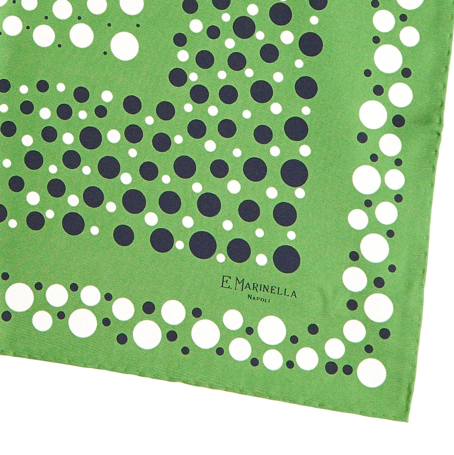 FOULARD IN SETA 65 VERDE OLIVA Eleganza a pois