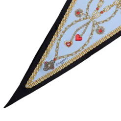 FOULARD ROMBO IN SETA AZZURRO Collezione san valentino
