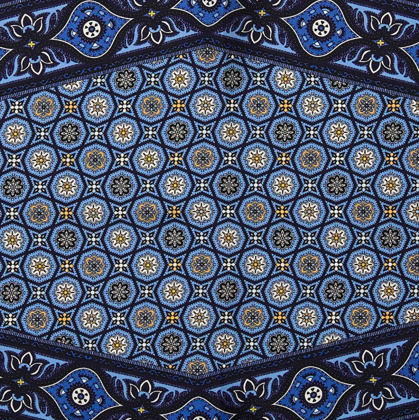 FOULARD ROMBO IN SETA BLU SCURO Microfantasia fiore
