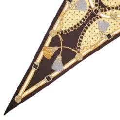 FOULARD ROMBO IN SETA MARRONE SCURO Collezione lucky charm