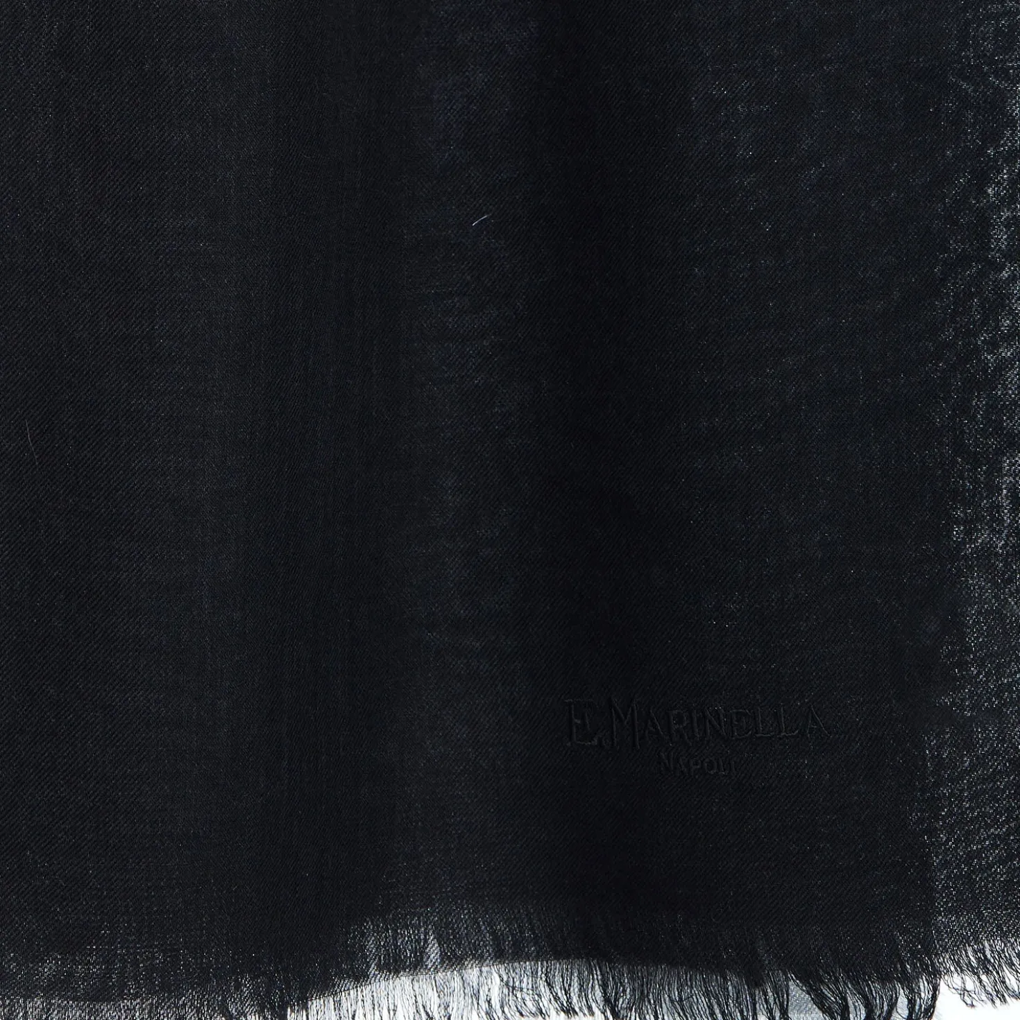 PASHMINA NERA E GRIGIA EFFETTO SFUMATO In cashmere