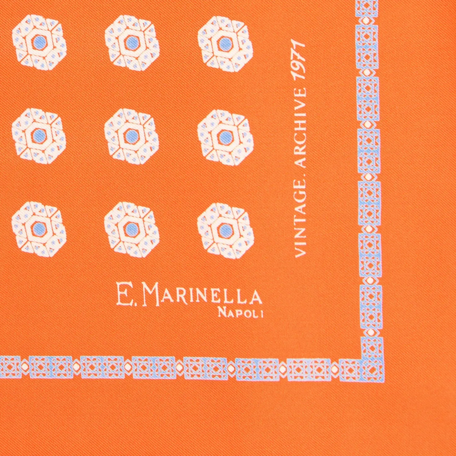POCHETTE DA TASCHINO IN SETA STAMPATA A MANO ARANCIONE Fantasia archivio 1971