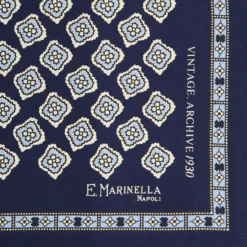 POCHETTE DA TASCHINO IN SETA STAMPATA A MANO BLU SCURO Fantasia archivio 1930