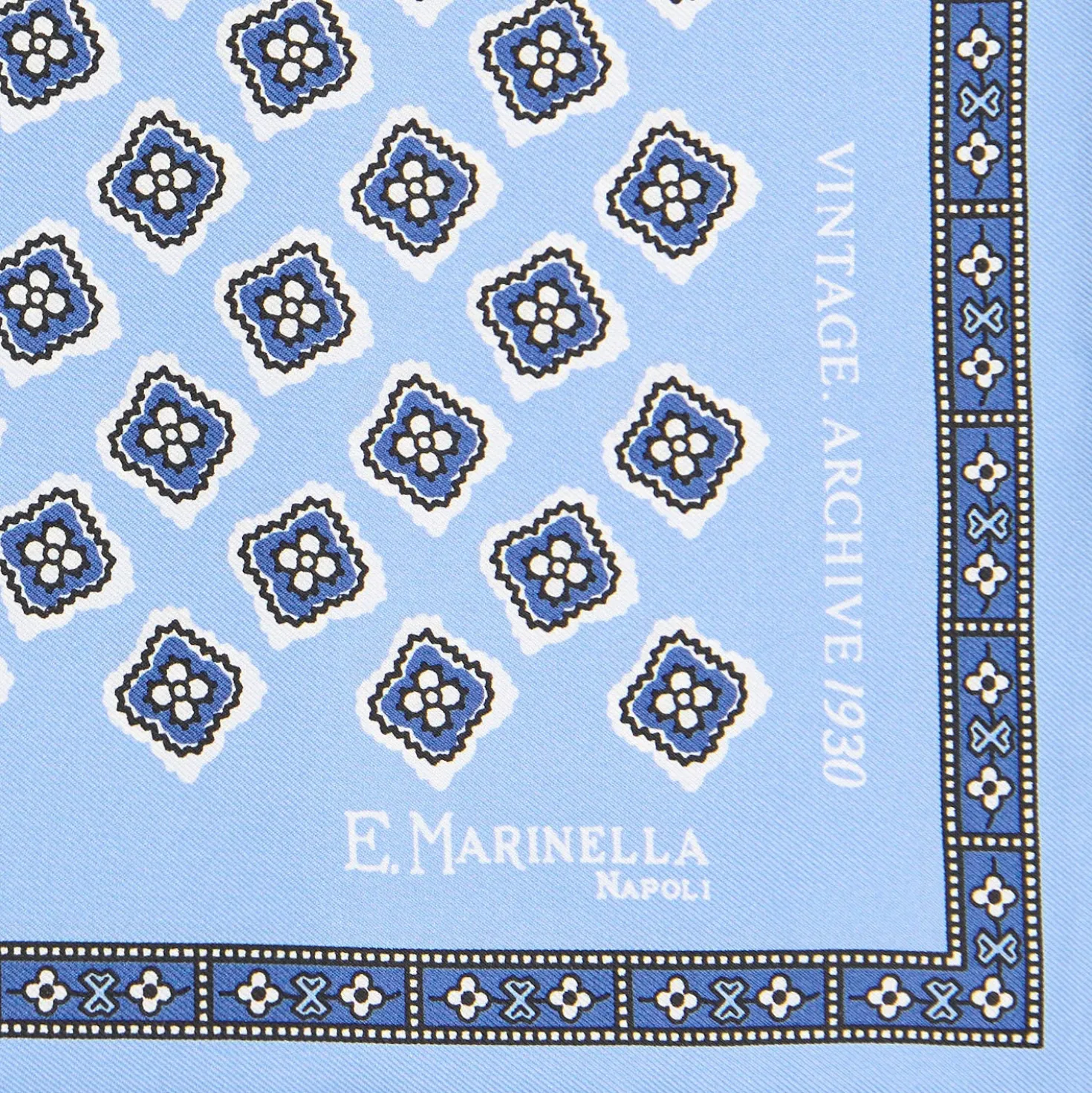 POCHETTE DA TASCHINO IN SETA STAMPATA A MANO AZZURRA Fantasia archivio 1930