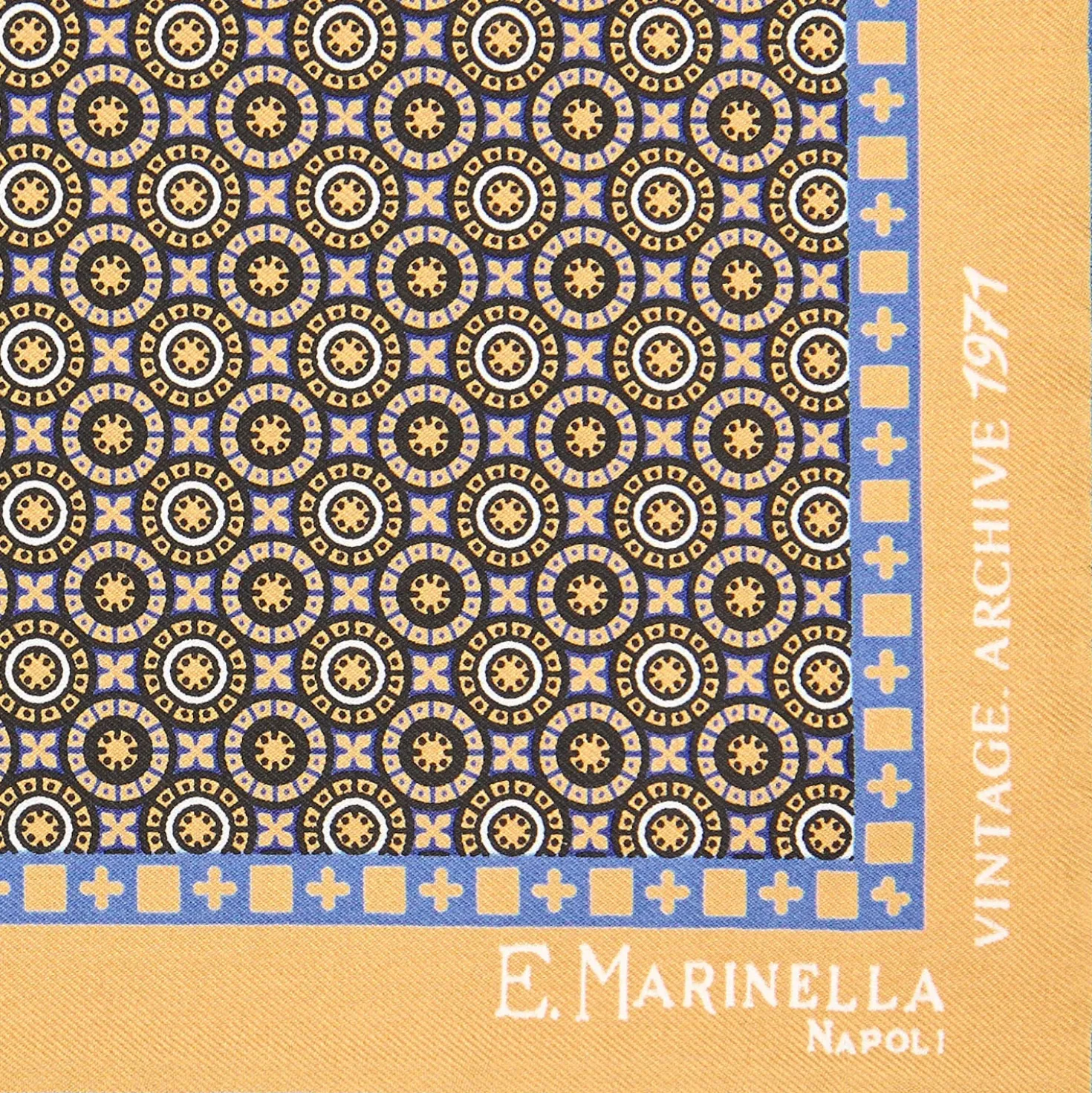 POCHETTE DA TASCHINO IN SETA STAMPATA A MANO GIALLA Fantasia archivio 1971