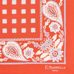 POCHETTE DA TASCHINO IN SETA STAMPATA A MANO BORDEAUX Macrofantasia fiore