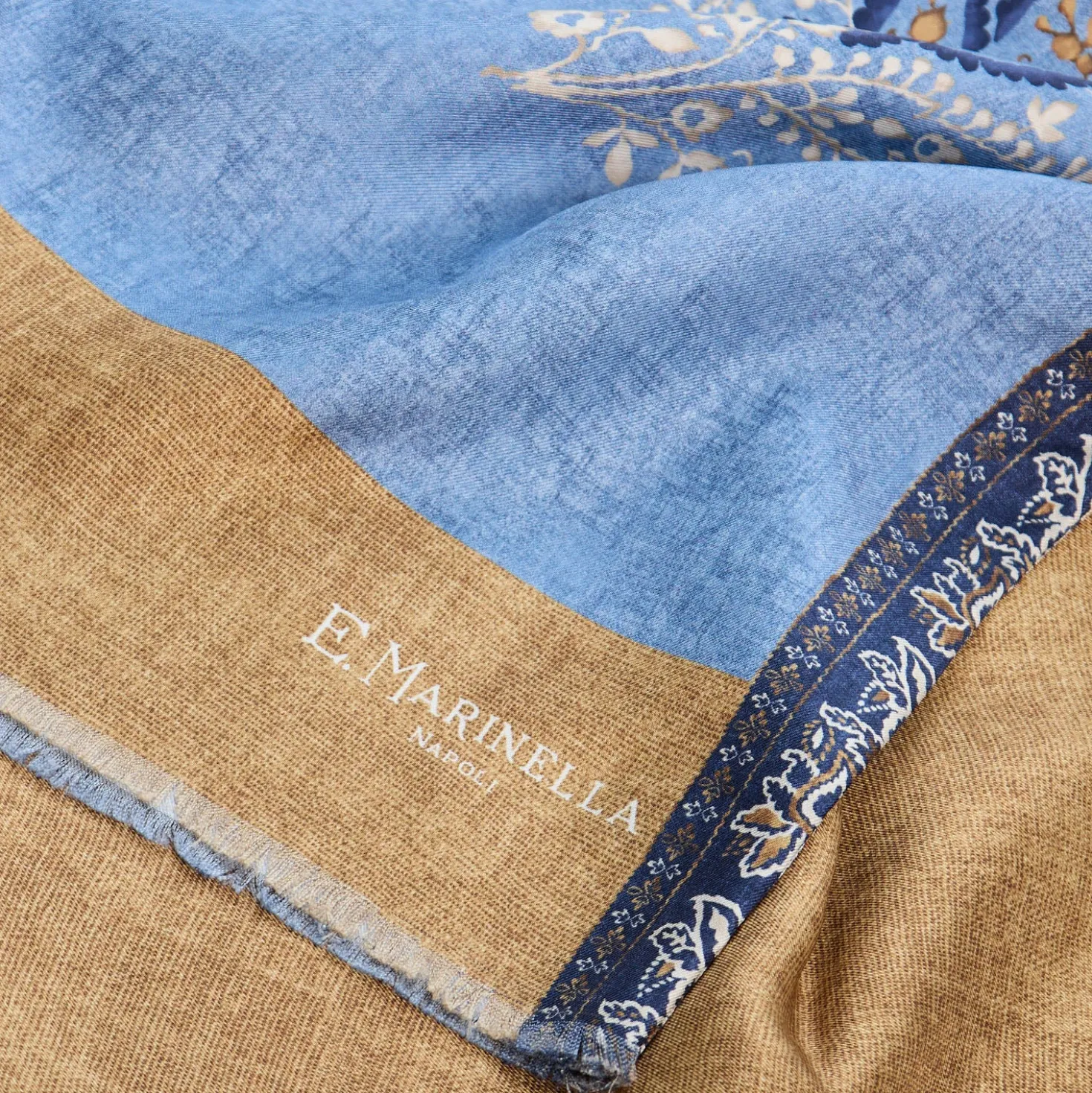 SCIARPA TUBOLARE AZZURRA IN SETA TWILL Paisley pattern