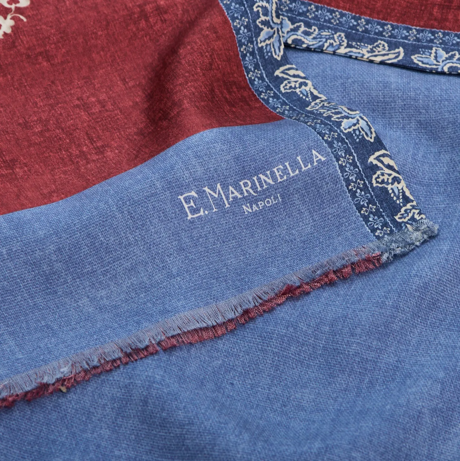 SCIARPA TUBOLARE BORDEAUX IN SETA TWILL Paisley pattern