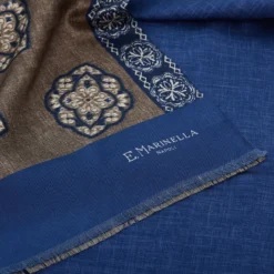 SCIARPA TUBOLARE MARRONE SCURO IN SETA TWILL Classic daisy