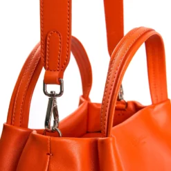 SOFT MINI BAG ARANCIONEIn pelle liscia