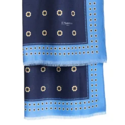 STOLA BLU SCURO IN LANA Decorazioni floreali