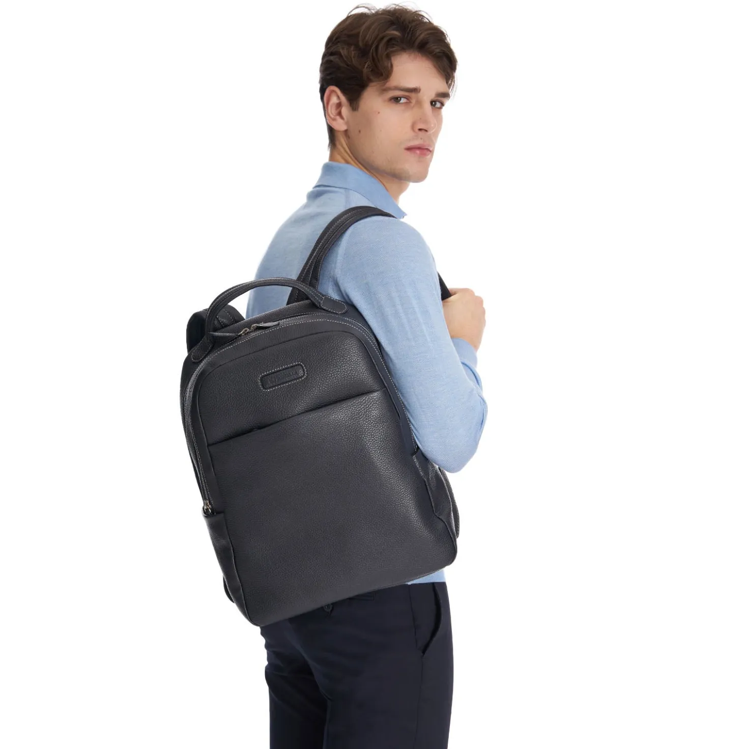 ZAINO BLU IN PELLE Con schienale rinforzato